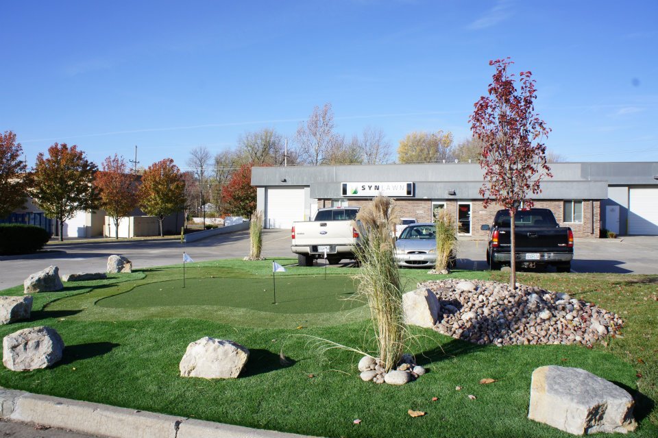 Commercial golf green installed by SYNLawn