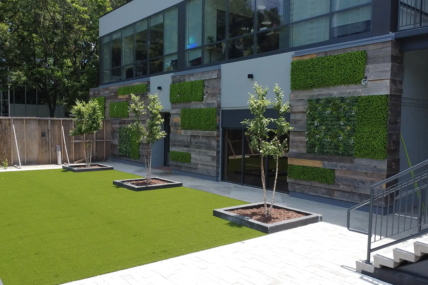 Commercial artificial living wall installation from SYNLawn