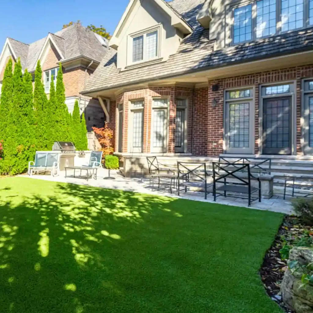 Can You Install Artificial Grass From SYNLawn St. Louis Yourself in St. Louis, MO?