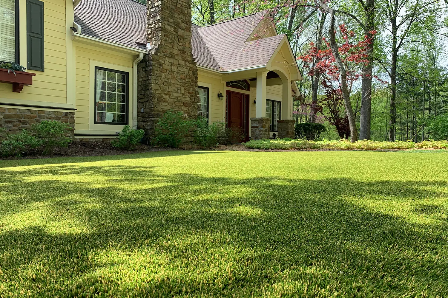 residential turf lawn installed by SYNLawn