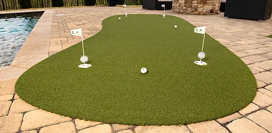synlawn-stl-golf-green-installation-1