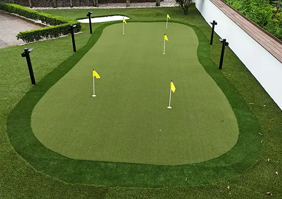synlawn-stl-golf-green-installation-5 Artificial grass golf green from SYNLawn