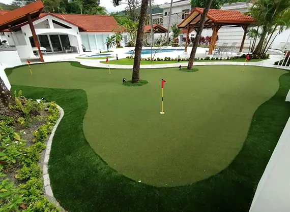 synlawn-stl-golf-green-installation-6 Artificial grass golf green from SYNLawn